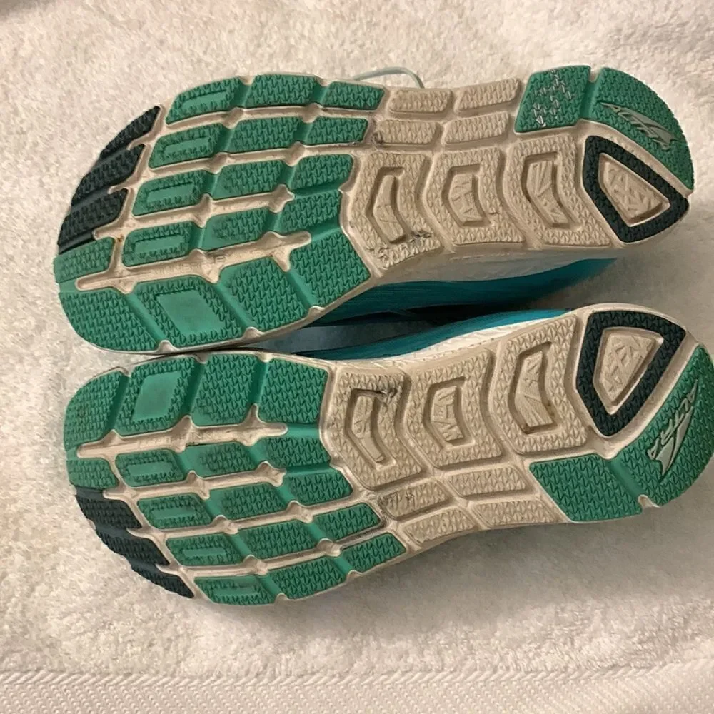 ALTRA, EGO, ladies size 9, good condition